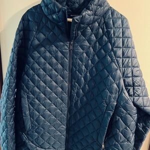 Athleta Whisper Featherless Puffer Jacket in Blue - Size XL